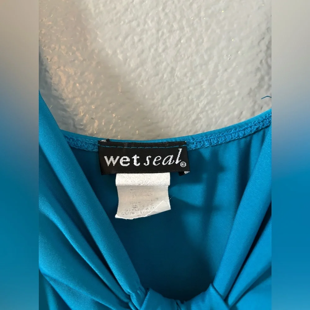 Wet Seal vintage blue tank top - Picture 2 of 3